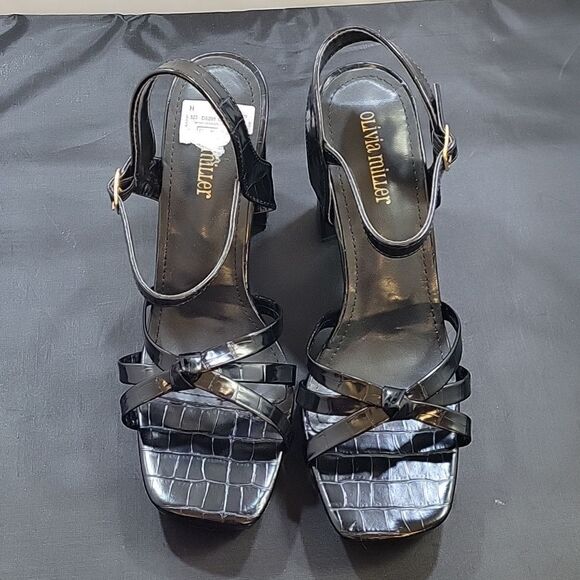 BRAND NEW OLIVIA MILLER HIGH BLOCK HEEL OPEN TOE ADJUSTABLE BUCKLE SANDAL - Picture 3 of 14